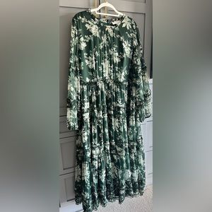 Ivy City Co. Geneva Dress - Forest Green - 3X